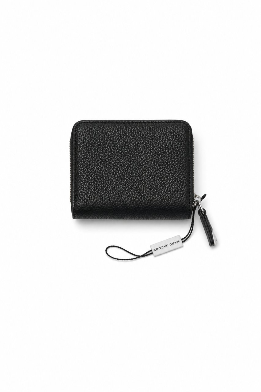 MARC JACOBS