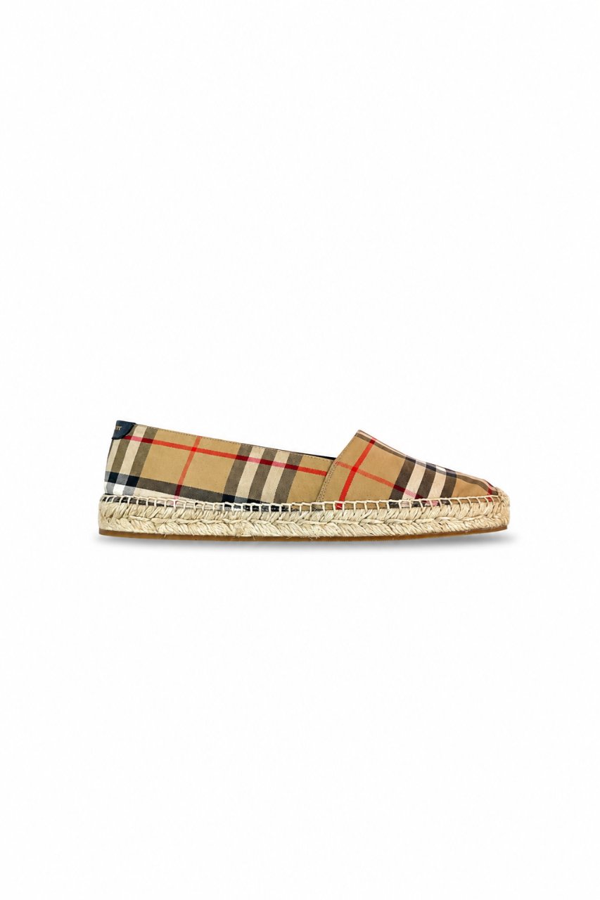 BURBERRY