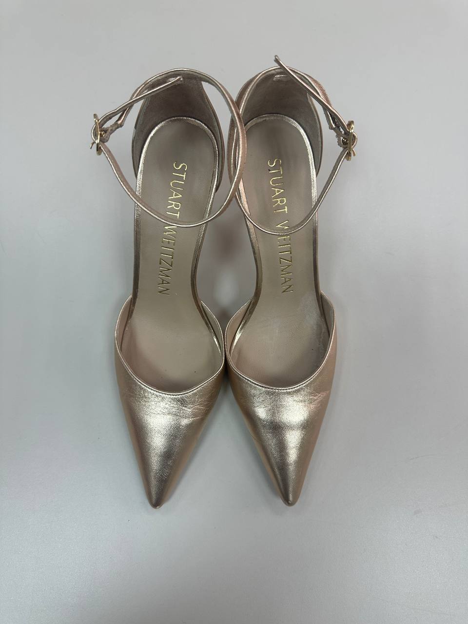 STUART WEITZMAN