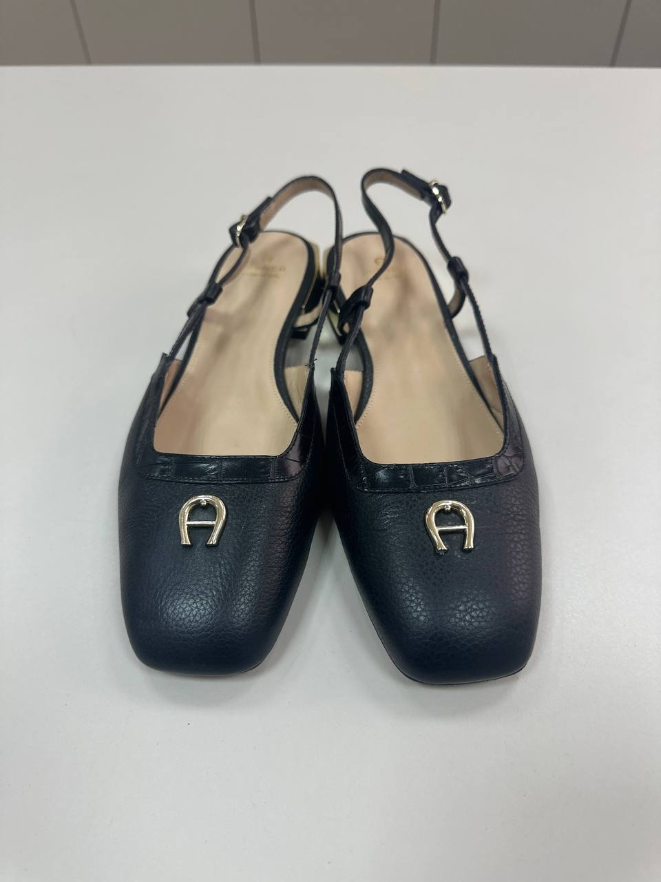 AIGNER