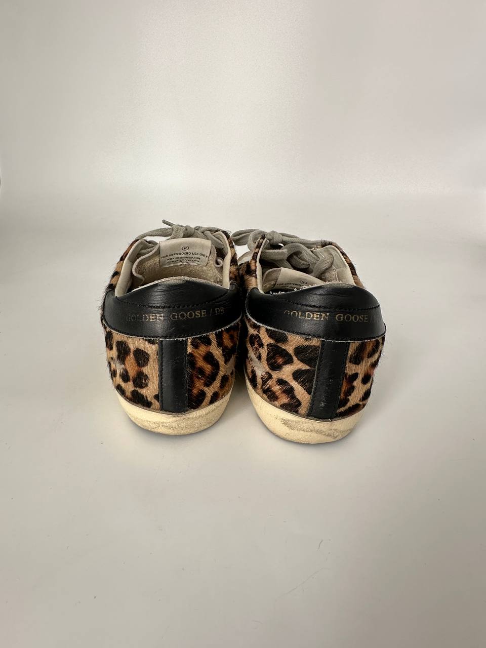 GOLDEN GOOSE
