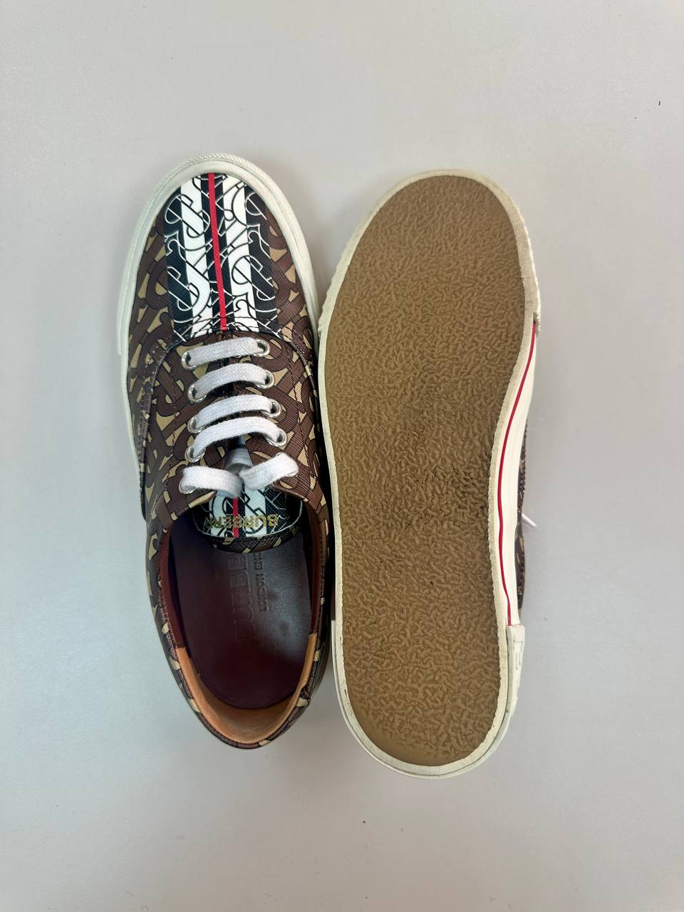 BURBERRY