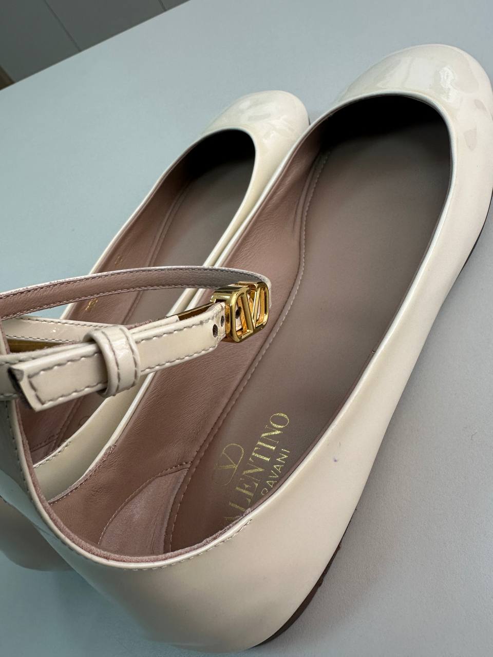 VALENTINO