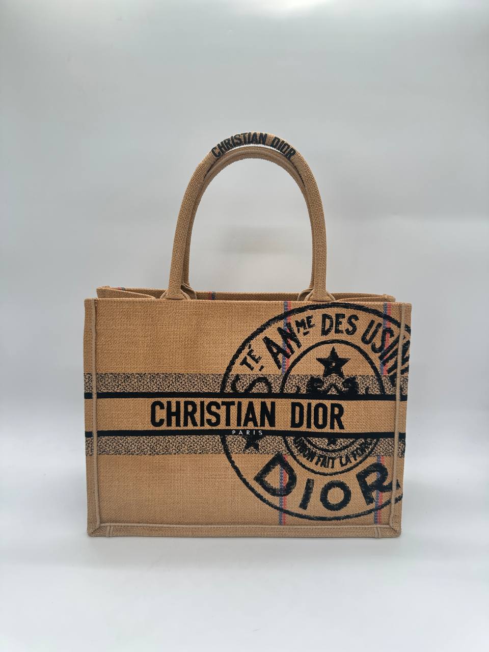 CHRISTIAN DIOR