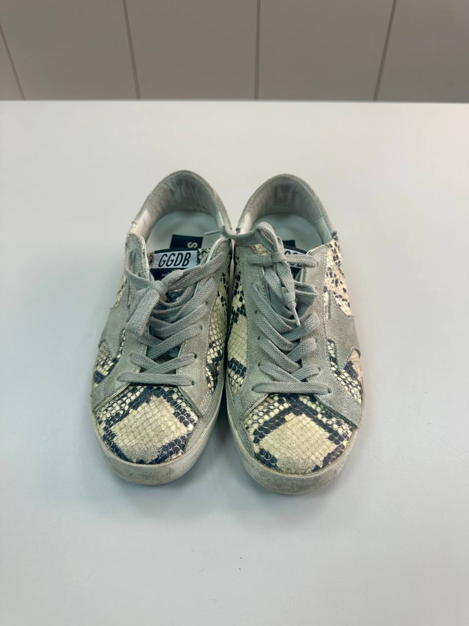 GOLDEN GOOSE