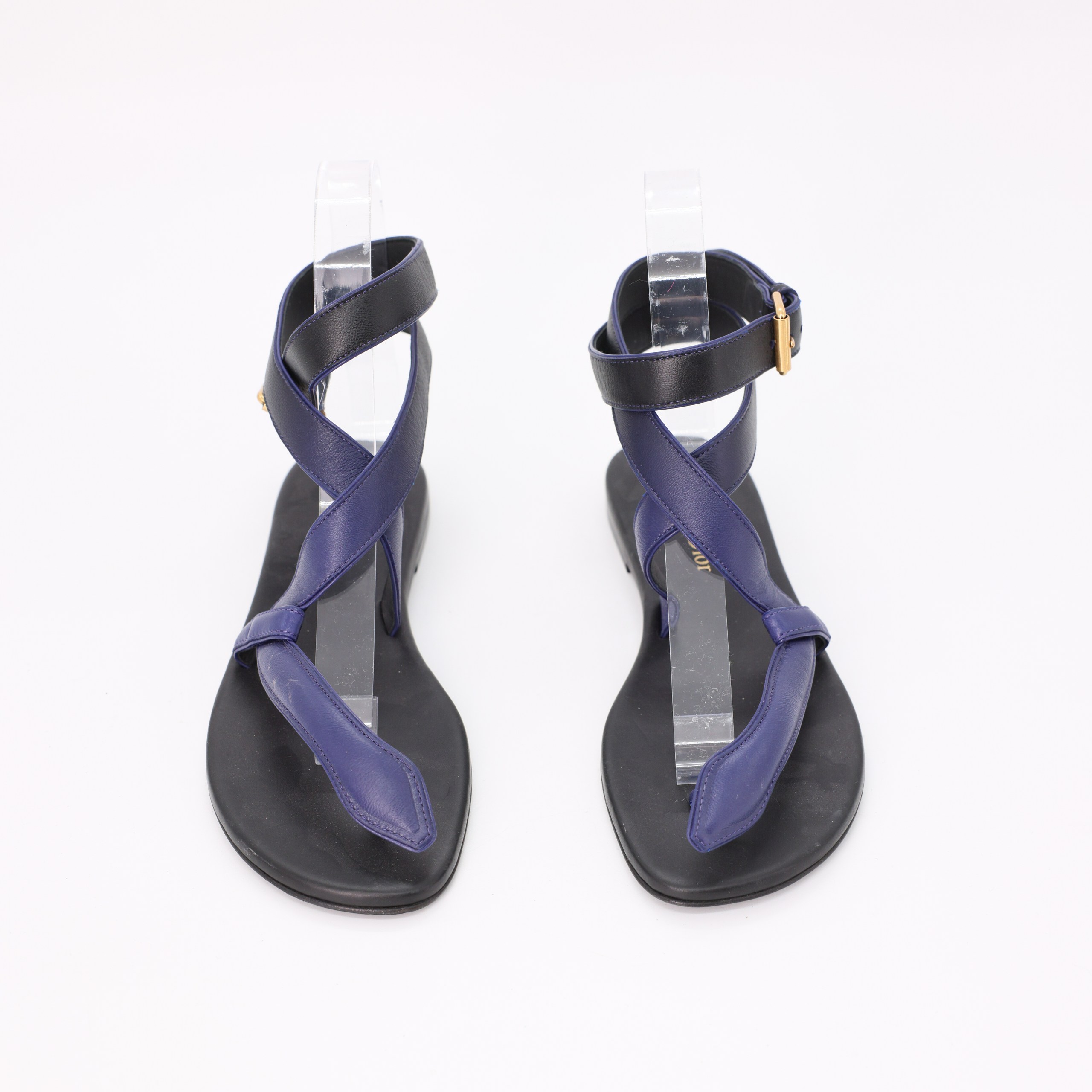 CHRISTIAN DIOR