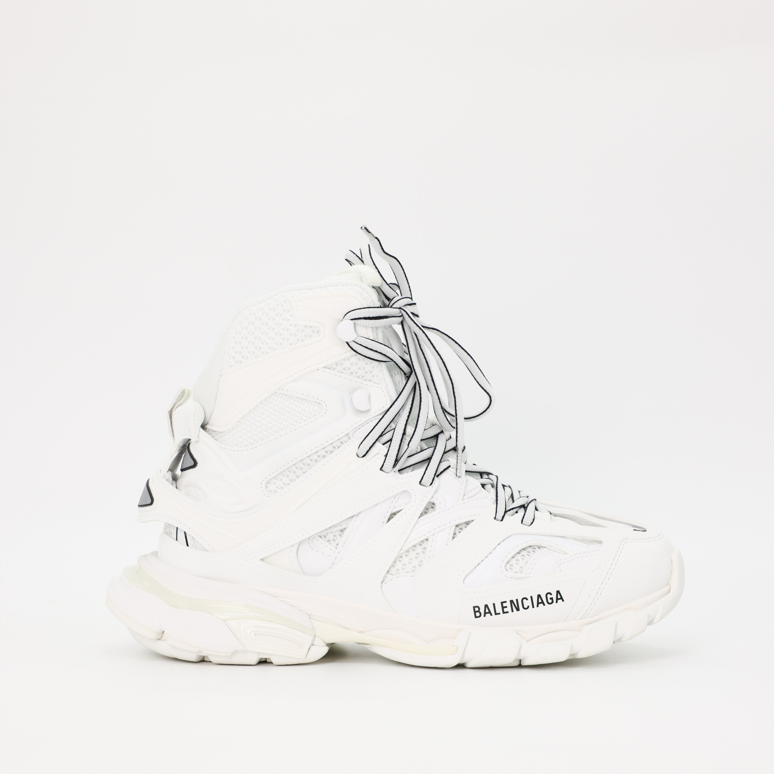 BALENCIAGA