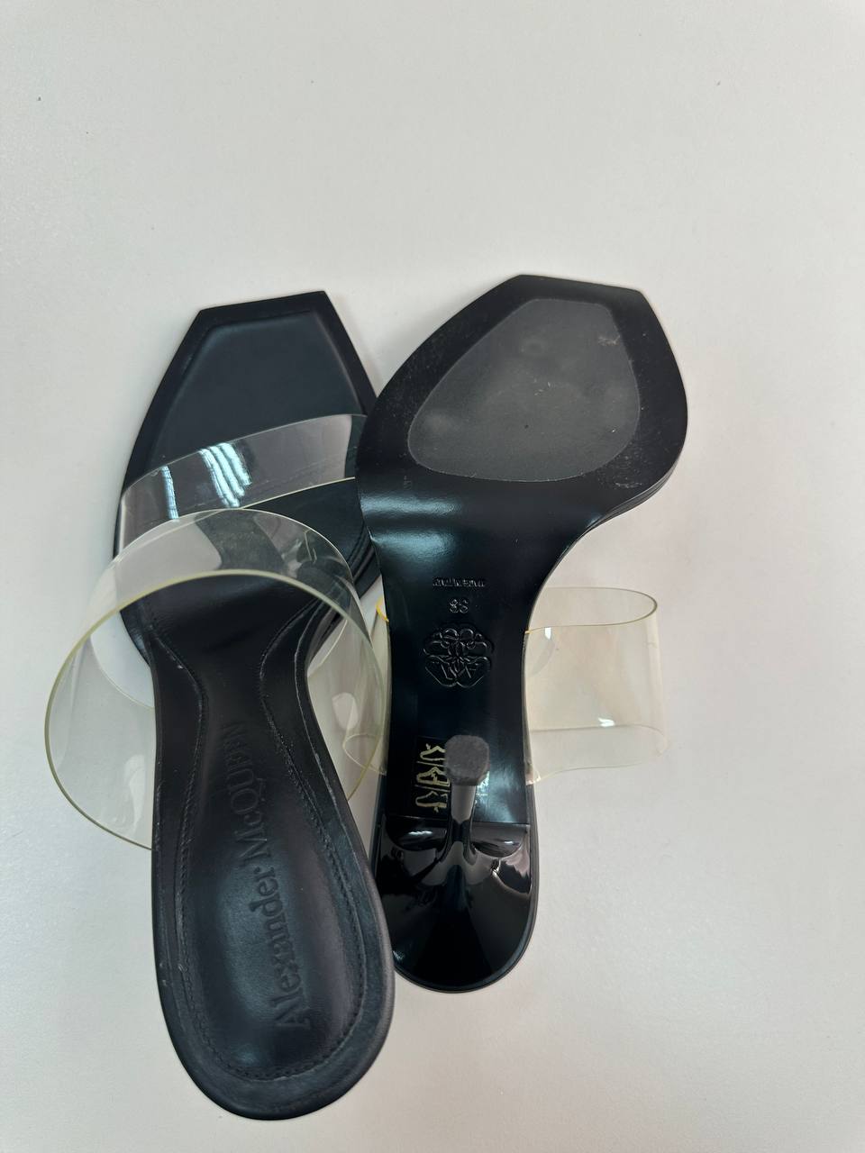 ALEXANDER MCQUEEN