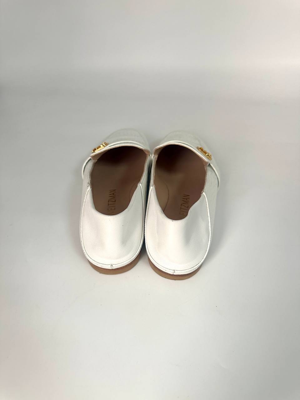 STUART WEITZMAN
