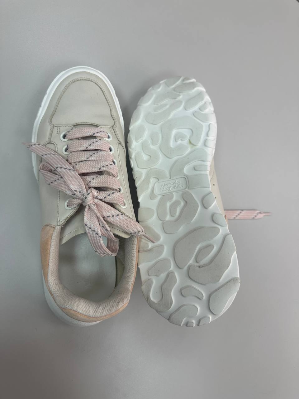 ALEXANDER MCQUEEN