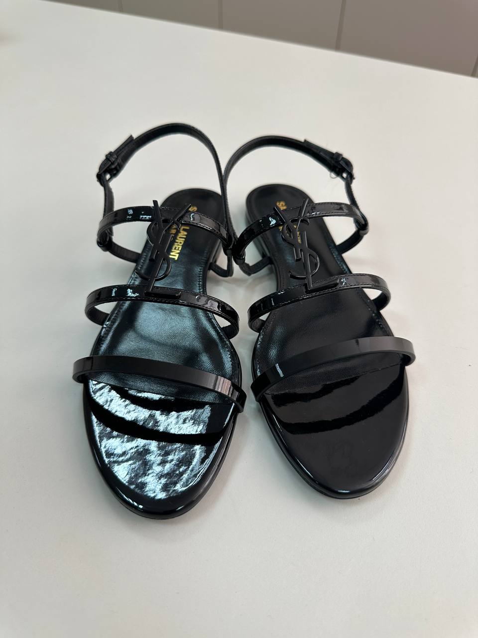 SAINT LAURENT